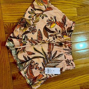 New with tags, wild fable, ruffle shorts